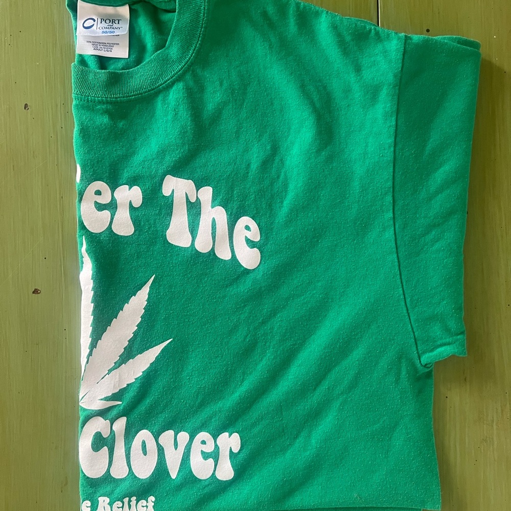 Authentic True Vintage Green Hemp Leaf Tee 🍀often imitated, never replicated